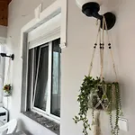 Apartment Seaside In